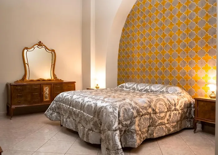 Casa Luca - Siti Storici E Ottima Cucina Locale